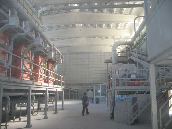 Processo di selezione della sabbia feldspatica
